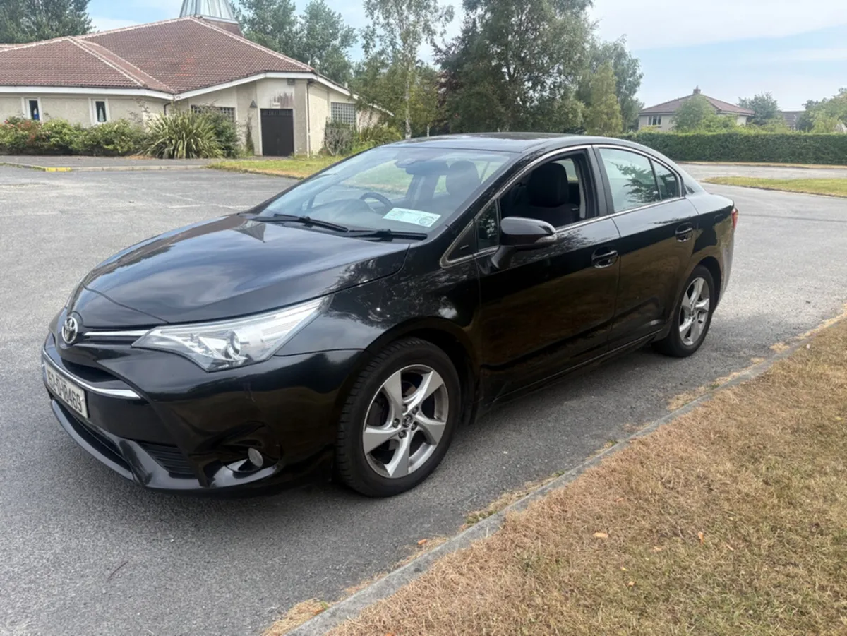 Toyota Avensis 1.8 M/D LUNA 4DR AUTO SAL - Image 1