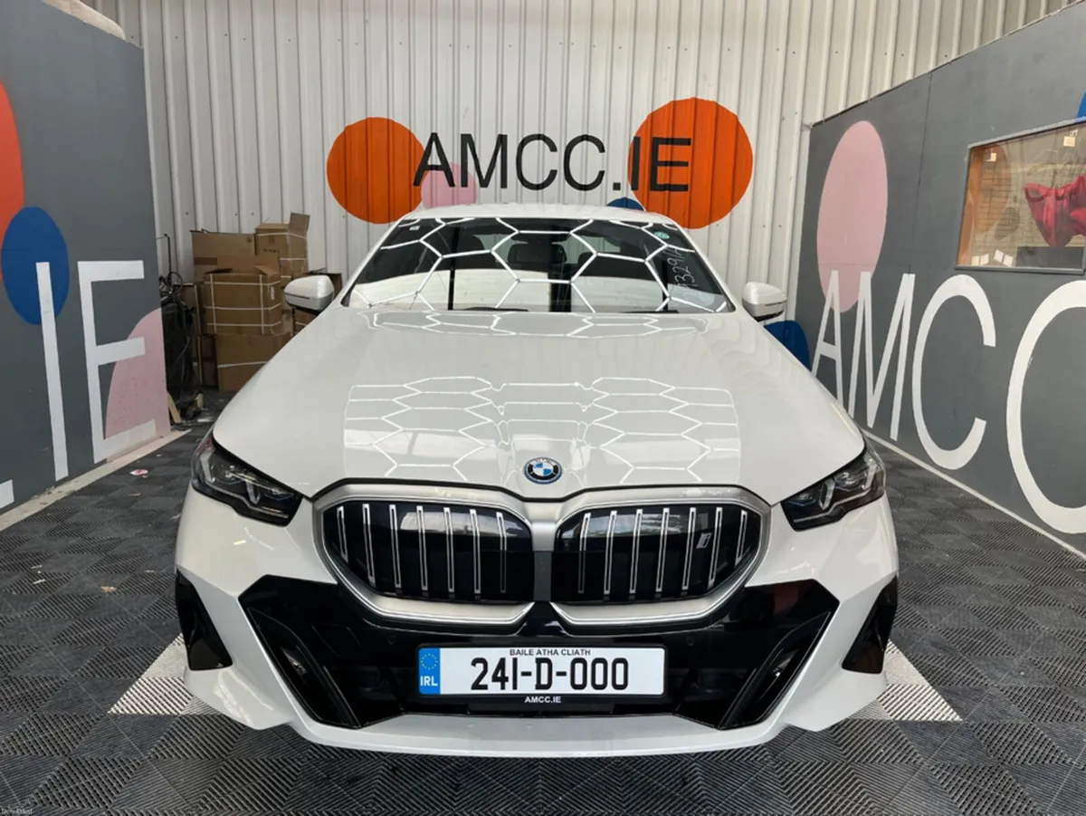 BMW i5 2024 BMW I5 EDRIVE40 M-SPORT AUTOMATIC / CR - Image 6