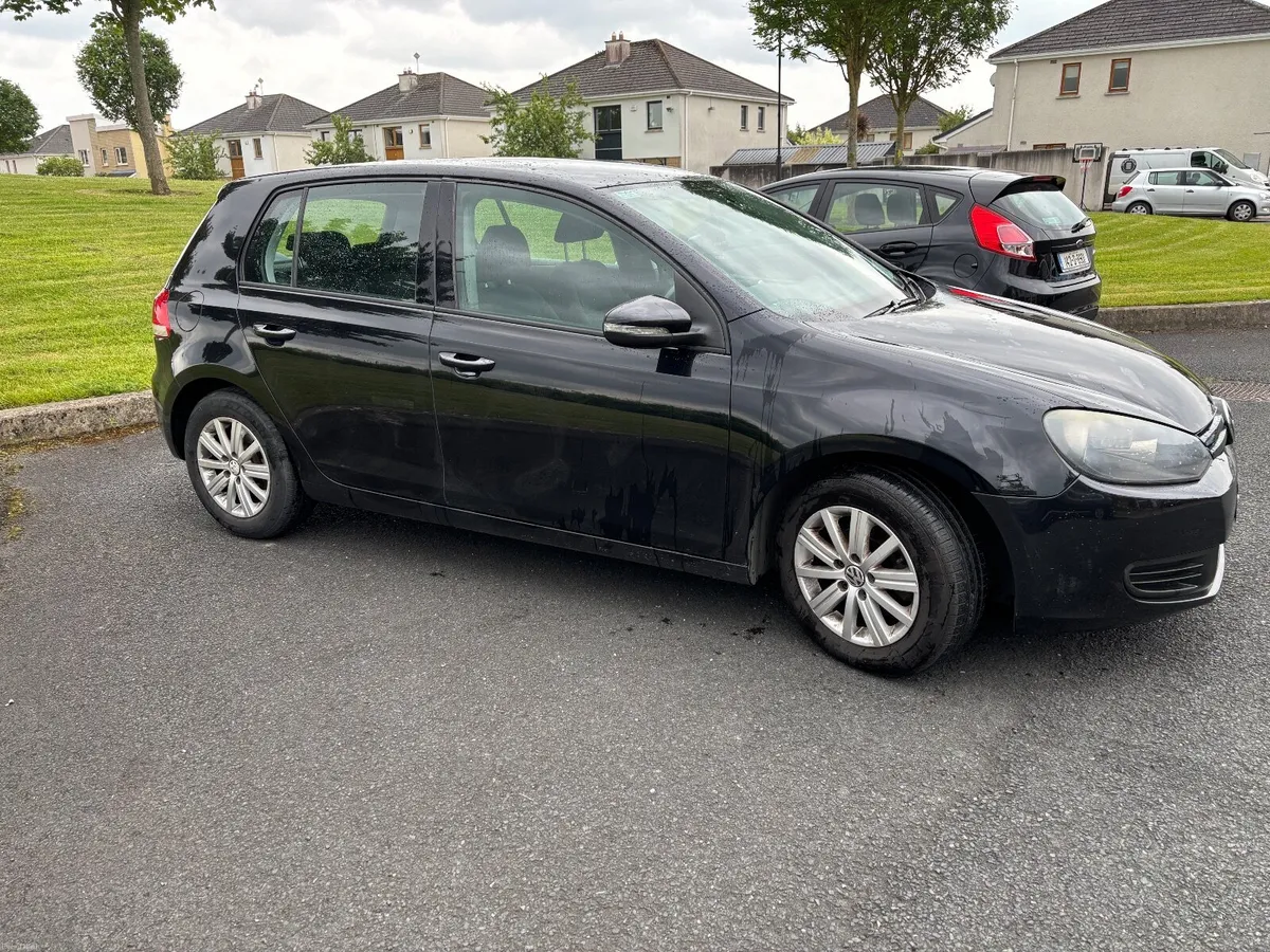 Volkswagen Golf 2011 1.6 Diesel NEW TURBO - Image 2