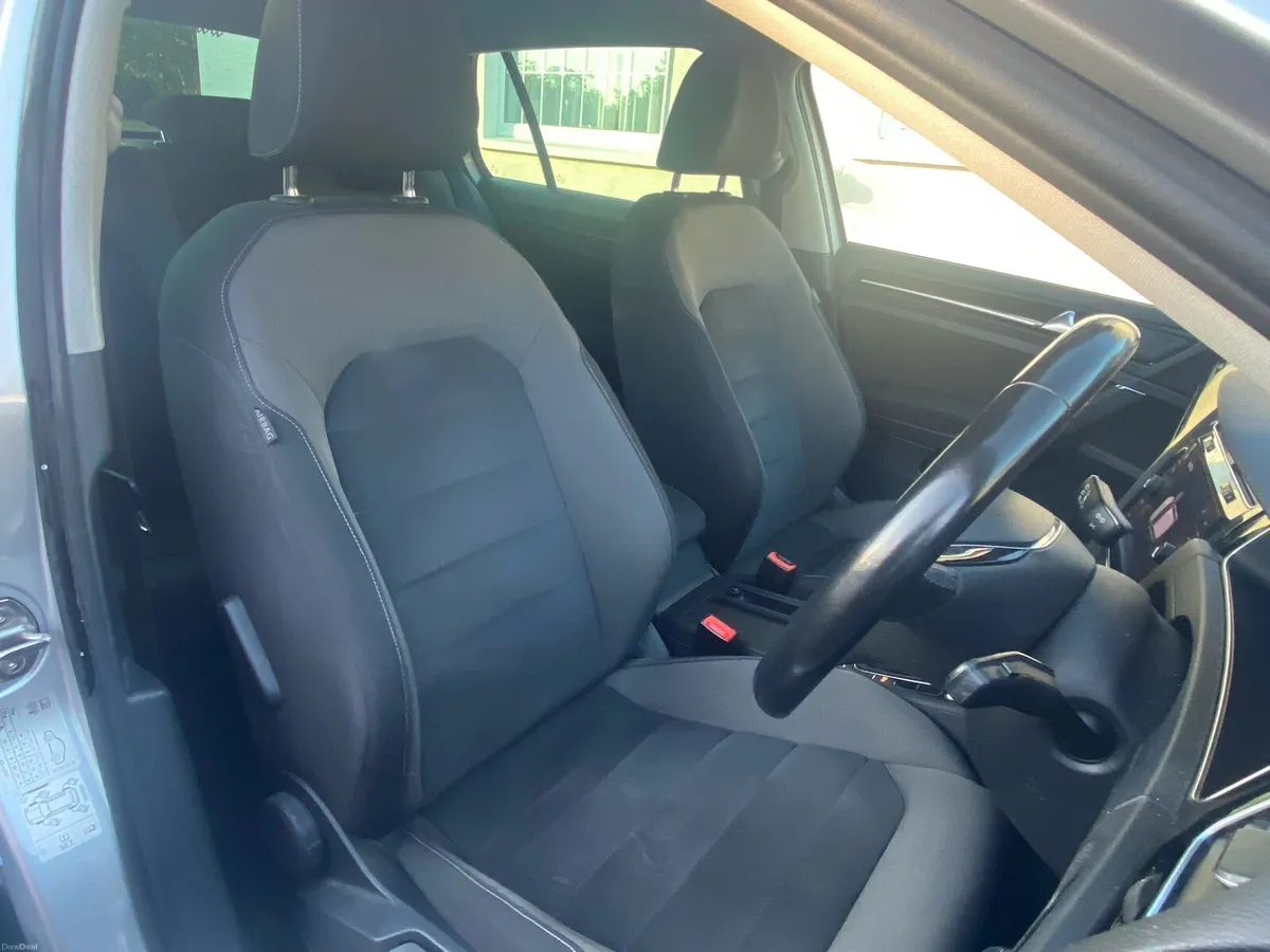 VW Golf Highline 1.6 Diesel - Image 3