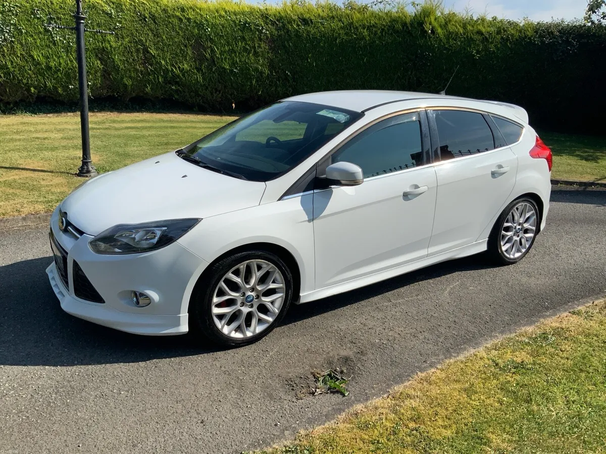 Ford Focus S - Image 1