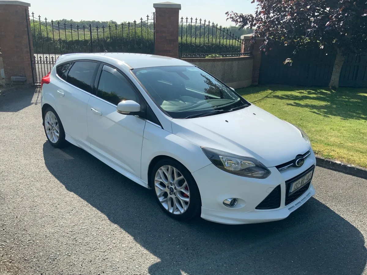 Ford Focus S - Image 2