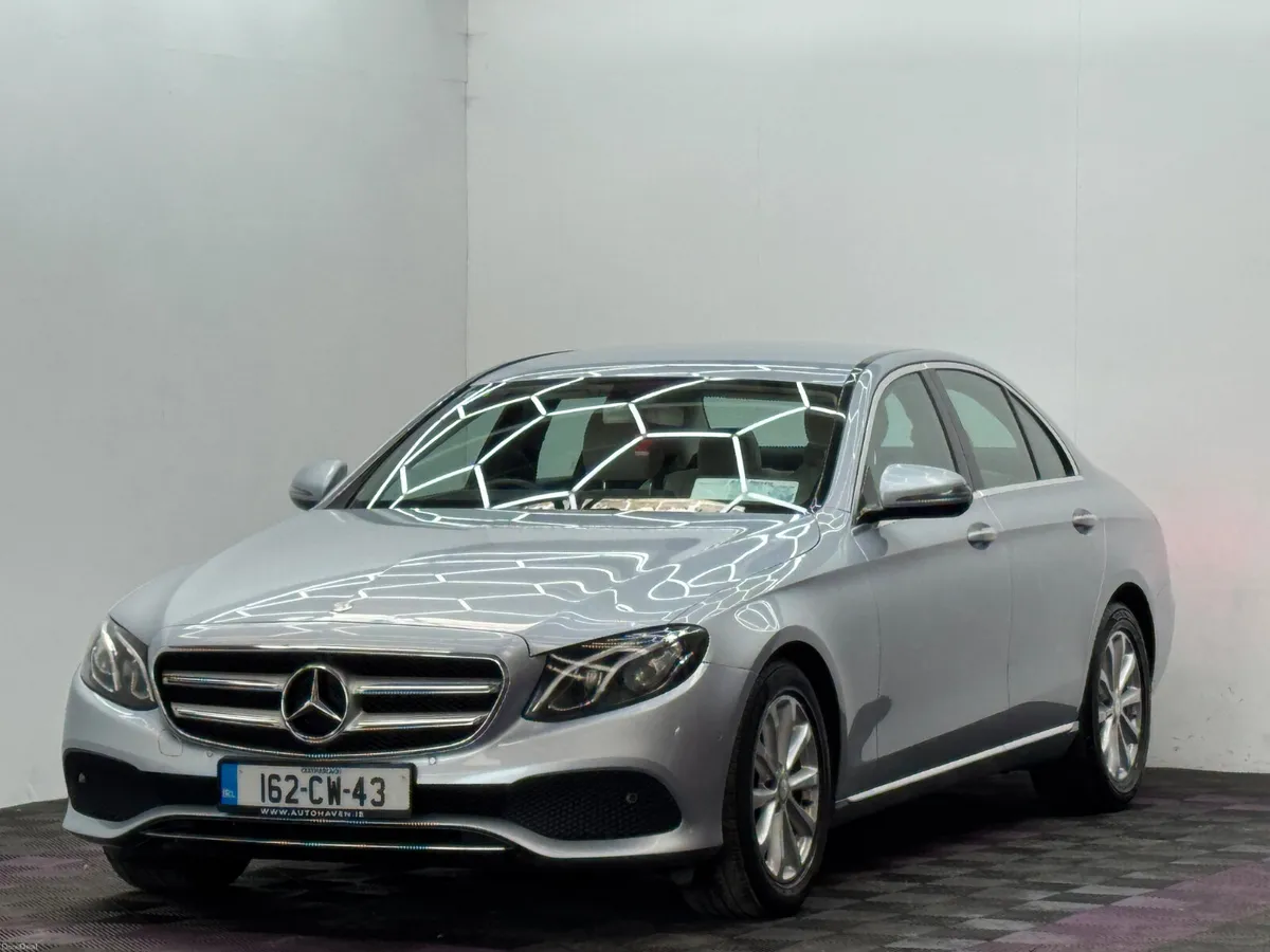 2016 Mercedes-Benz E-Class E220D Avantgarde - Image 3