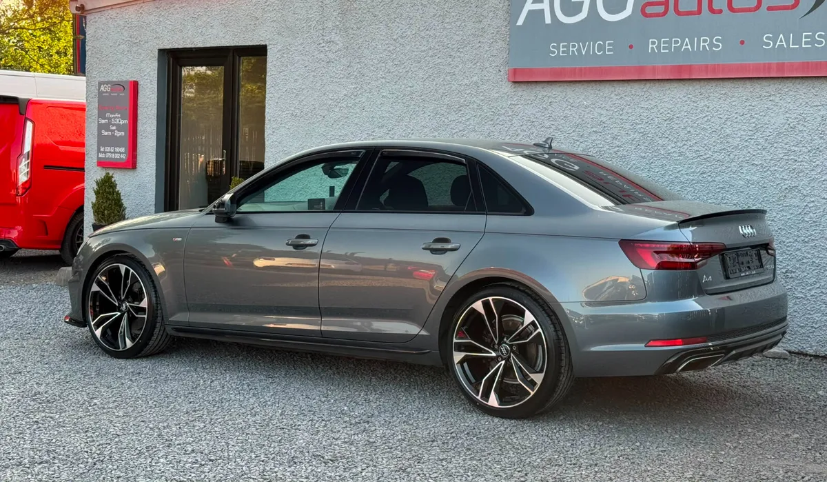 2019 AUDI A4 S LINE GENUINE BLACK EDITION - Image 5