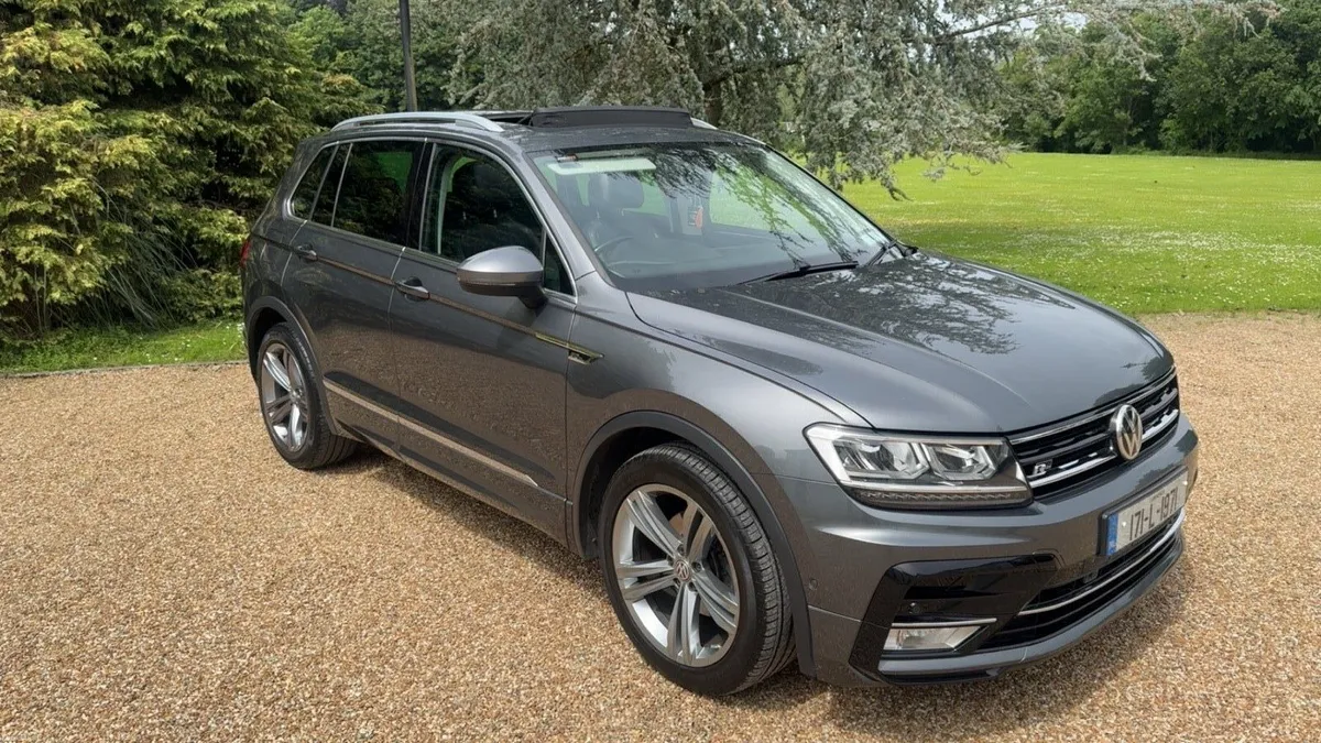 VW Tiguan R-line Black leather/Pan Roof - Image 4