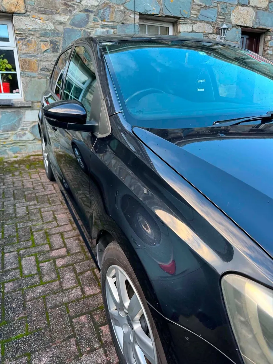 Volkswagen Polo Automatic - Image 3