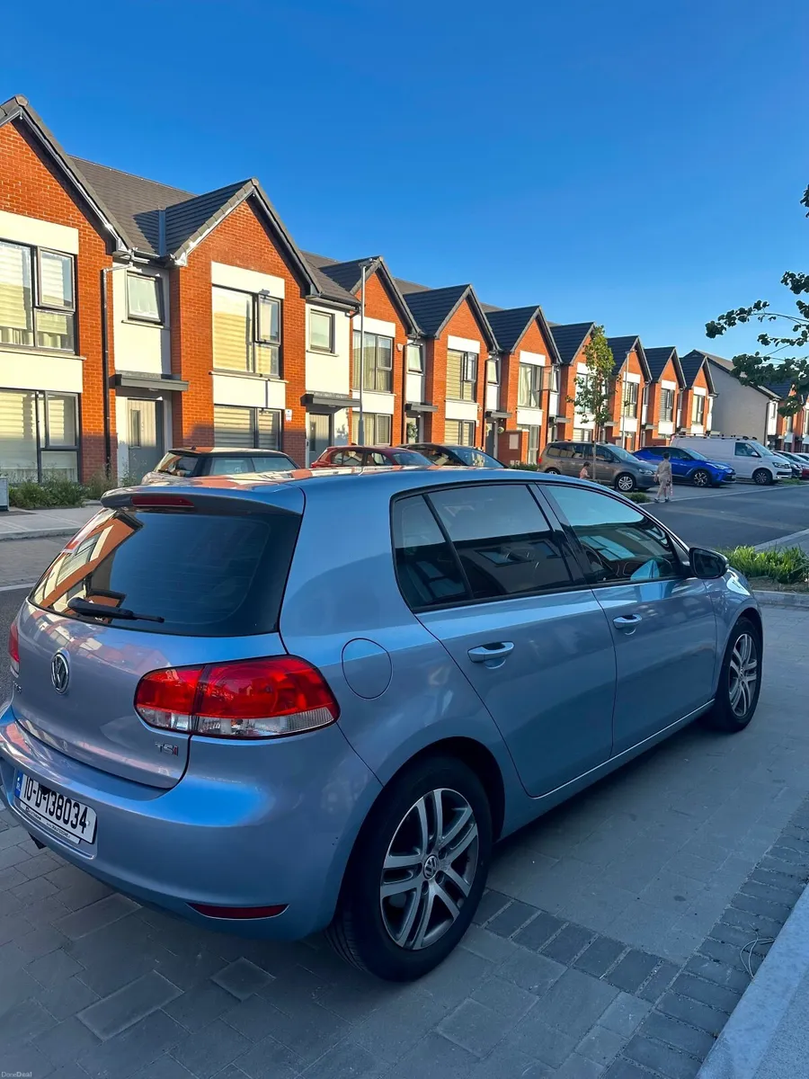 Volkswagen Golf 2010 - Image 1