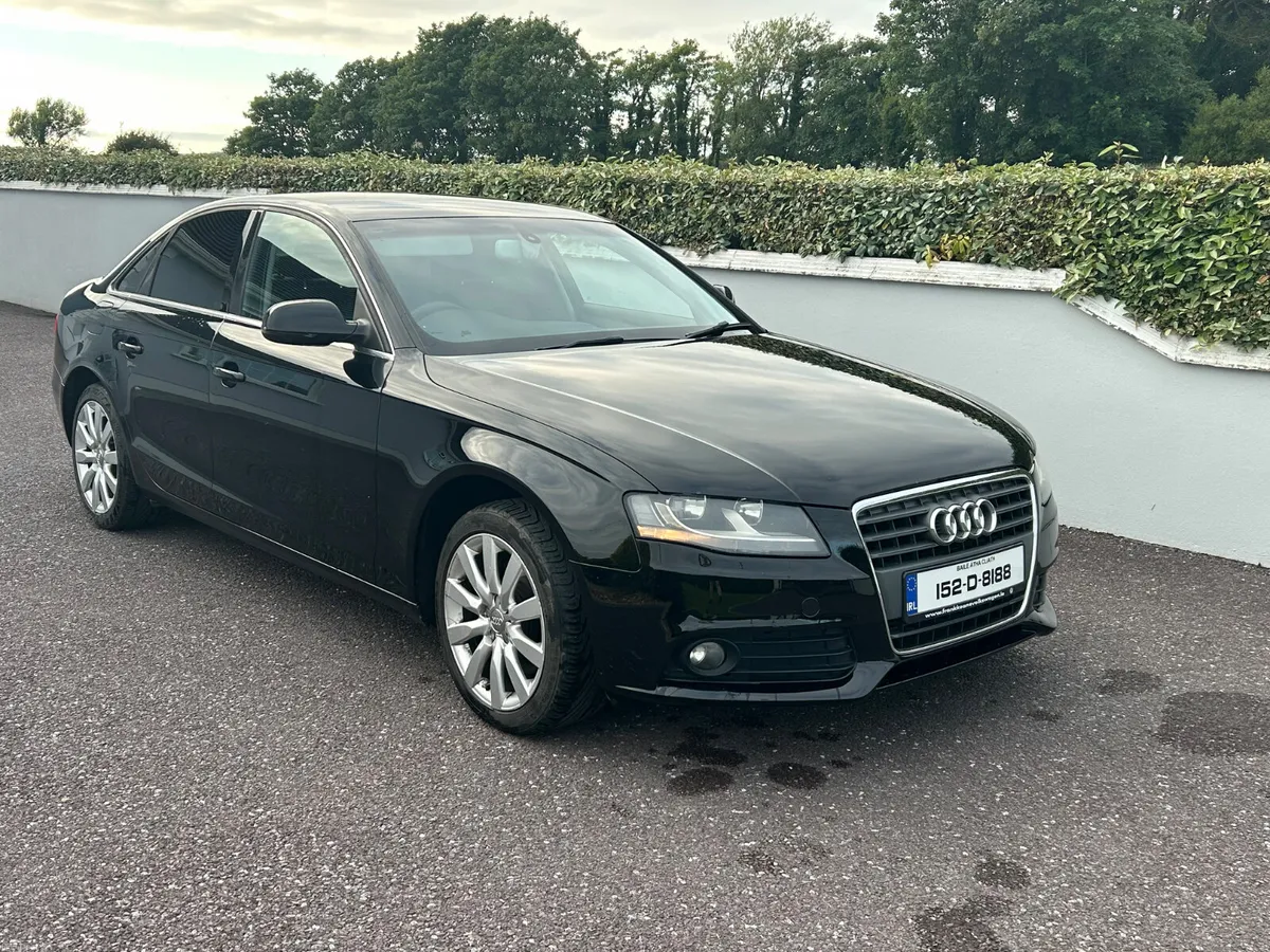 Audi A4 2015 - Image 2