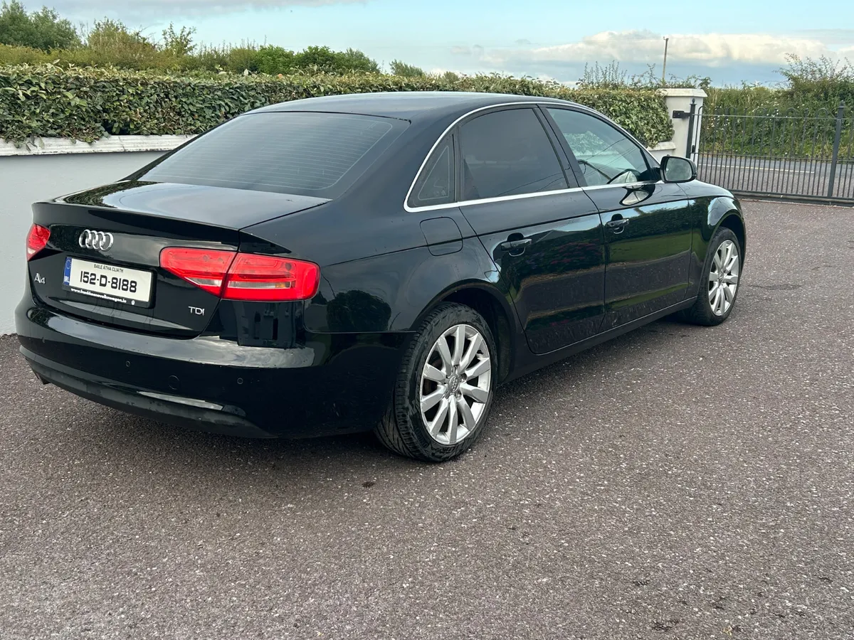 Audi A4 2015 - Image 5