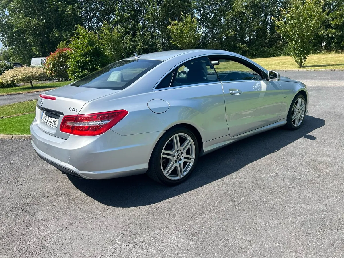 ‘10 Merc E220 D coupe, Nct 1/27 - Image 4