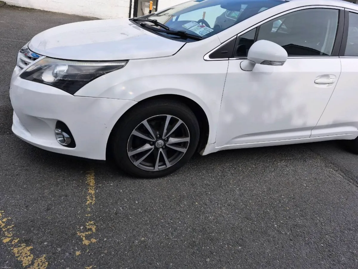 Car - Image 2