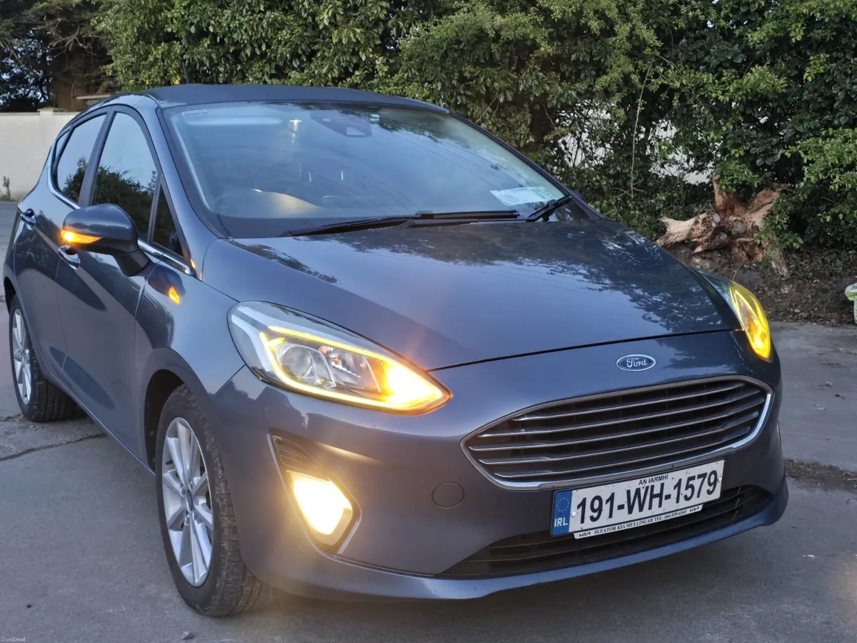 Ford Fiesta 2019 diesel ⛽️ nct&tax €8990 - Image 4