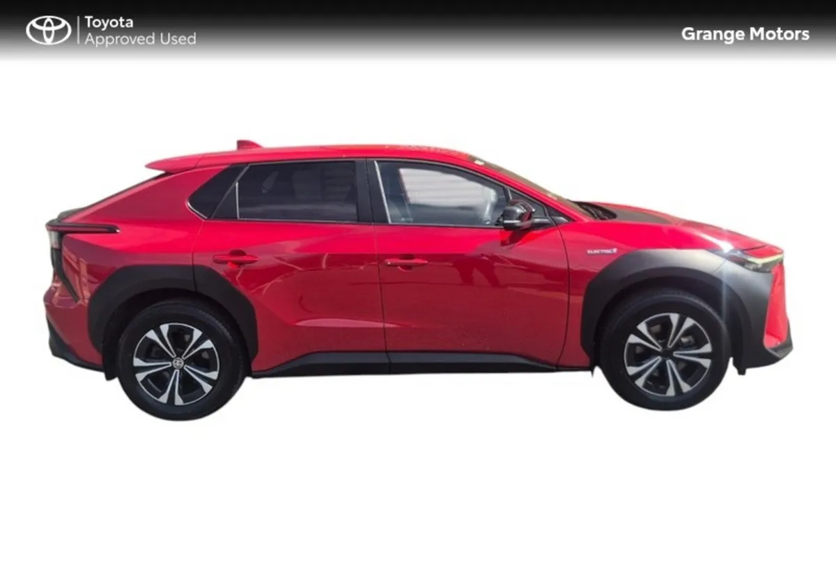 Toyota bZ4X SPORT 11KW FULL ELECTRIC**RANGE 450KM - Image 3