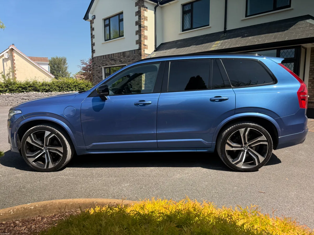 Stunning 192 Volvo XC90 R-Design! - Image 4