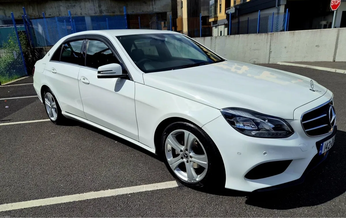 142 Mercedes-Benz AMG Automatic,Nct - Image 3