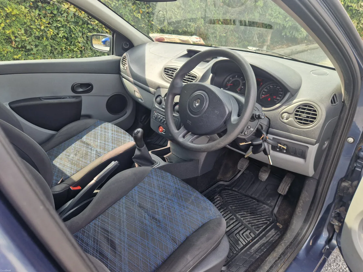 Renault Clio 1.2 Petrol 2006 - Image 3