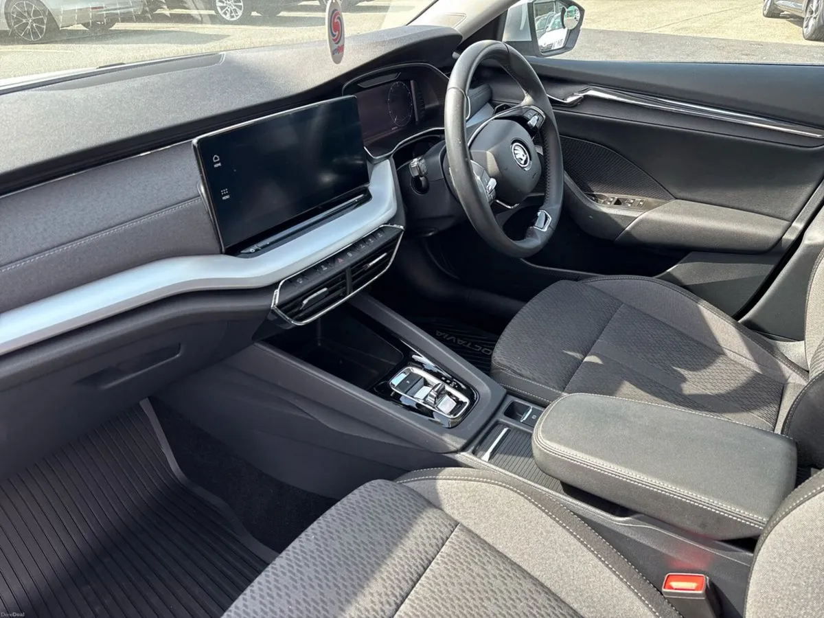 Skoda Octavia OCTAVIA STY 2.0TDI 115HP DSG - Image 2