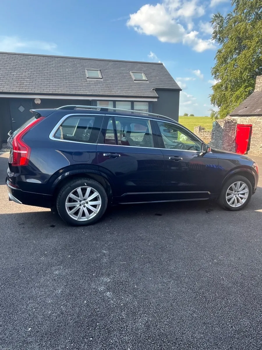 Volvo XC90 2017 - Image 2