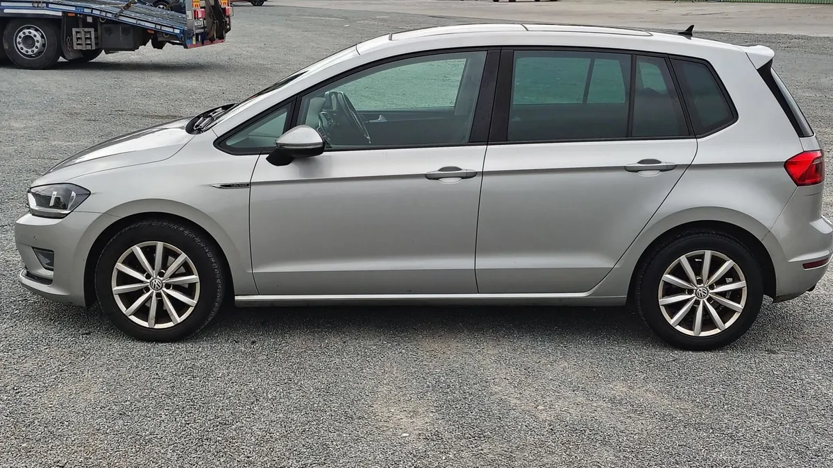 Volkswagen Golf 2016 - Image 1