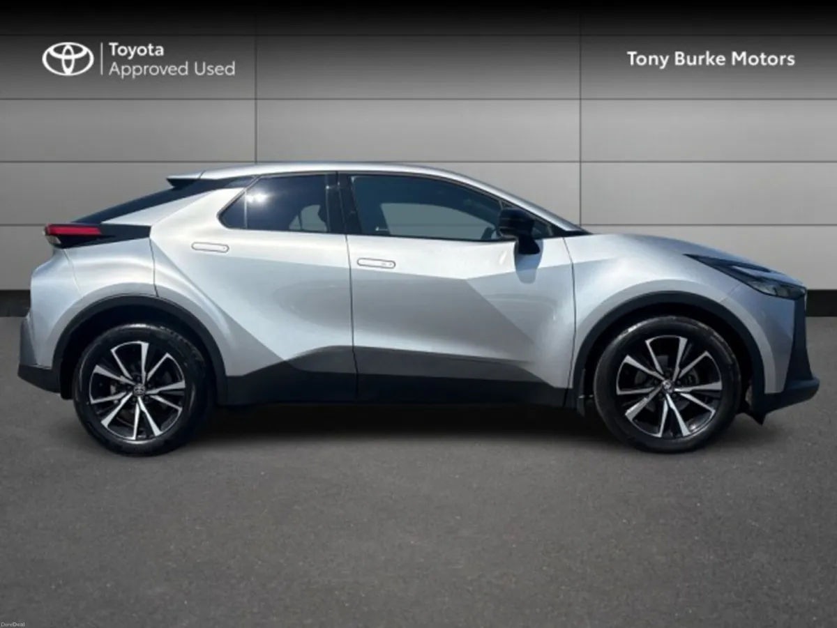 Toyota C-HR Hybrid - New Generation - SPORT Editio - Image 3