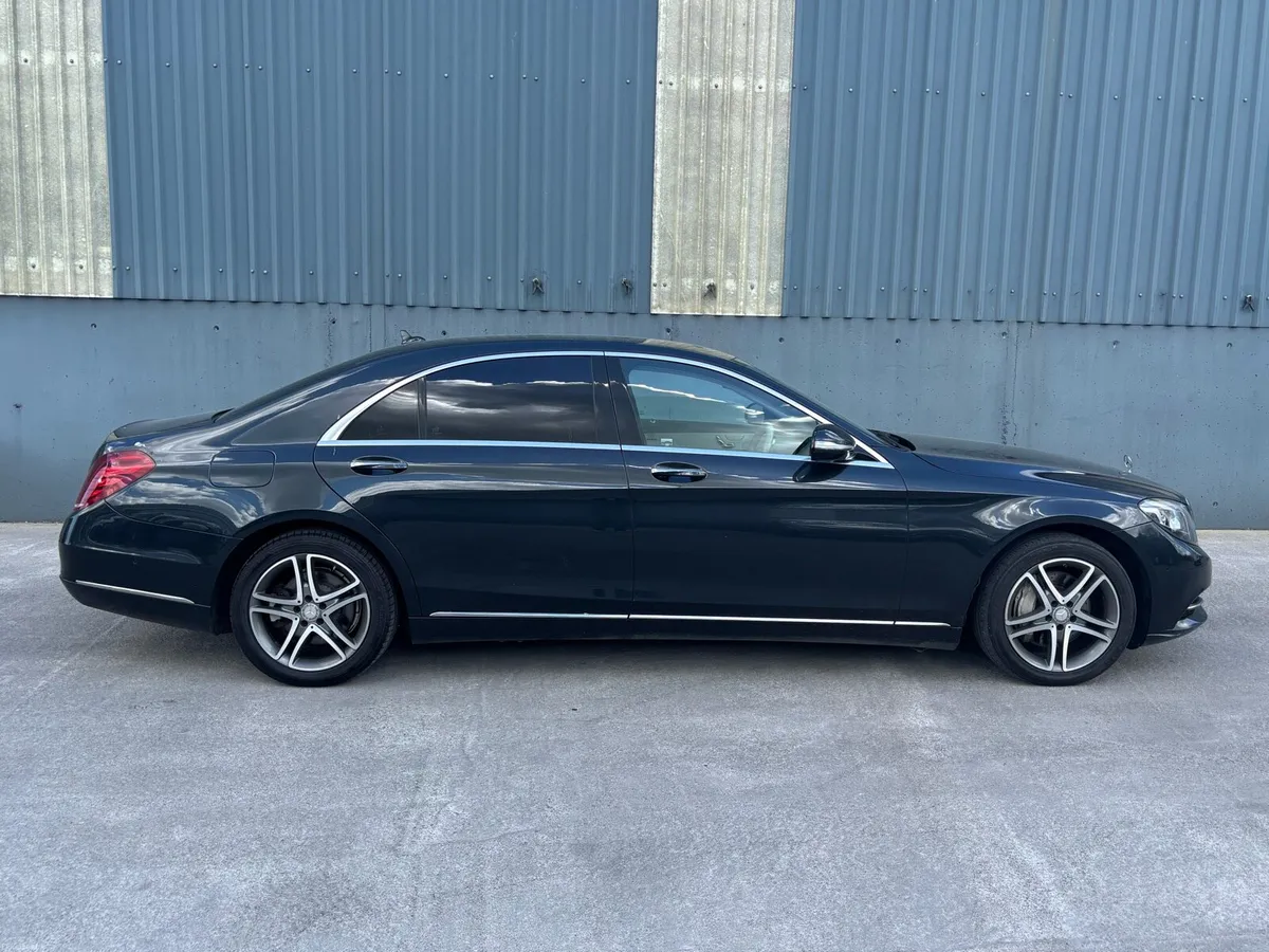 Car - Image 2