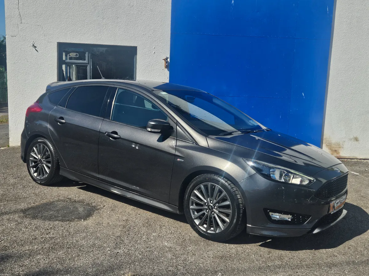 2017 Ford Focus ST Line | NCT Tested, 1.0 Petrol - Image 2