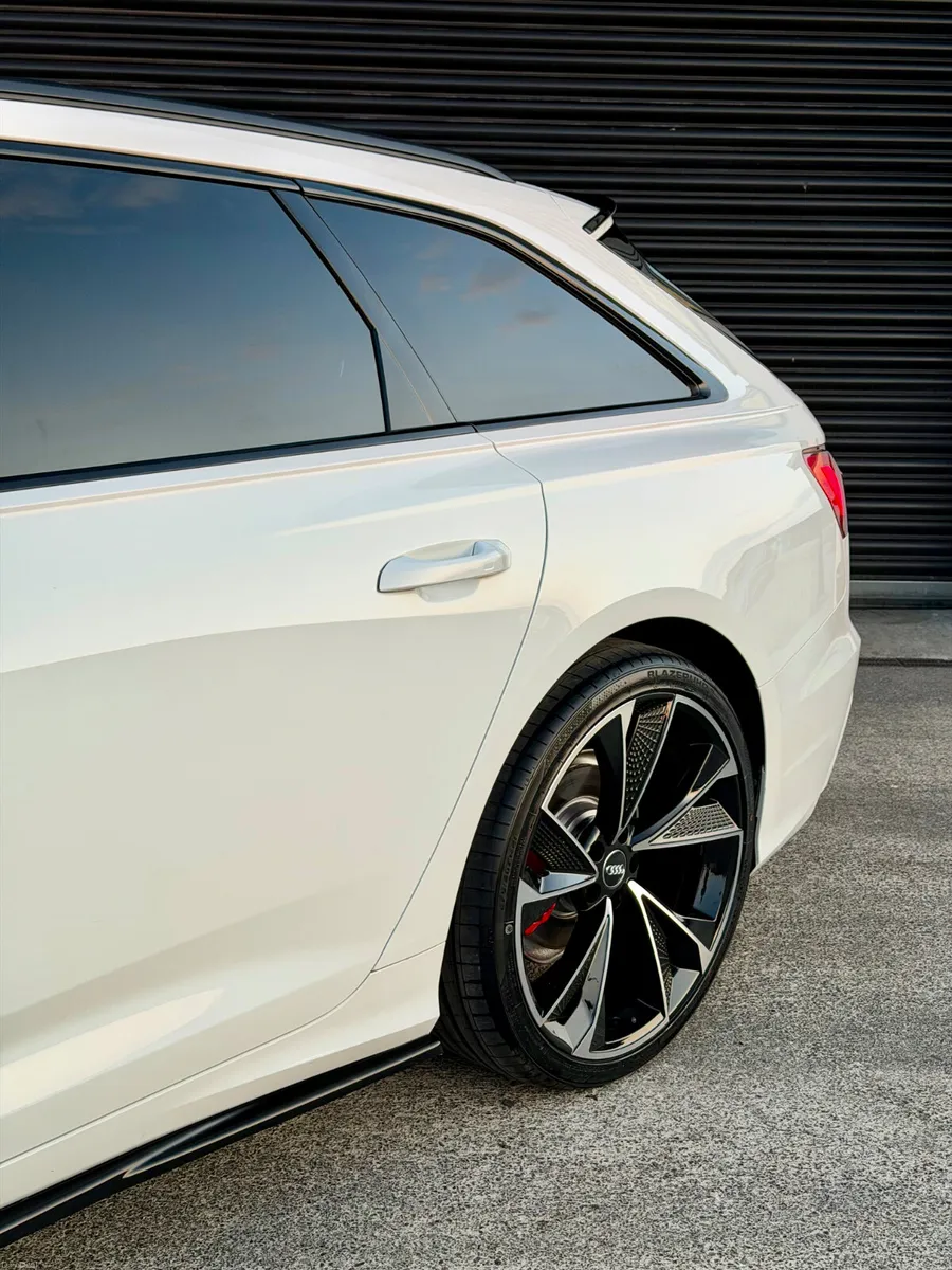 2020 AUDI A6 2.0L TDI SLINE BLACK EDITION AVANT - Image 4