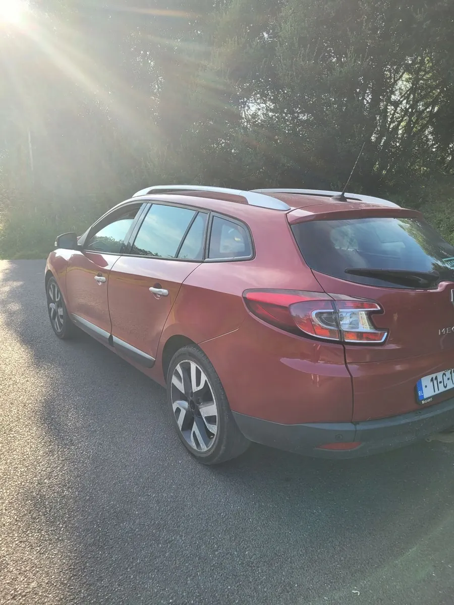 Renault Megane 2011 - Image 1