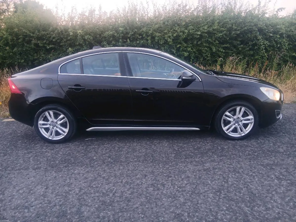 131 VOLVO S60 R-DESIGN NCT 02-27 - Image 3