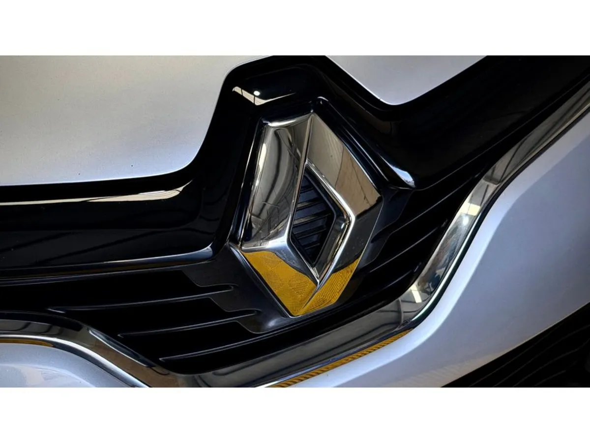 Renault Captur INTENSE 1.5 DCI 90 EU6M 4DR - Image 4