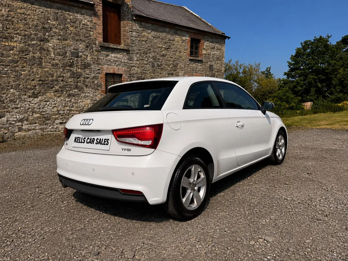 Audi a1 1 litre petrol Only 76kilometers - Image 4