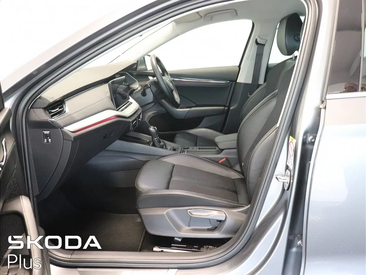 Skoda Octavia 30 TH ED 2.0 TDI 115 BHP - Image 4