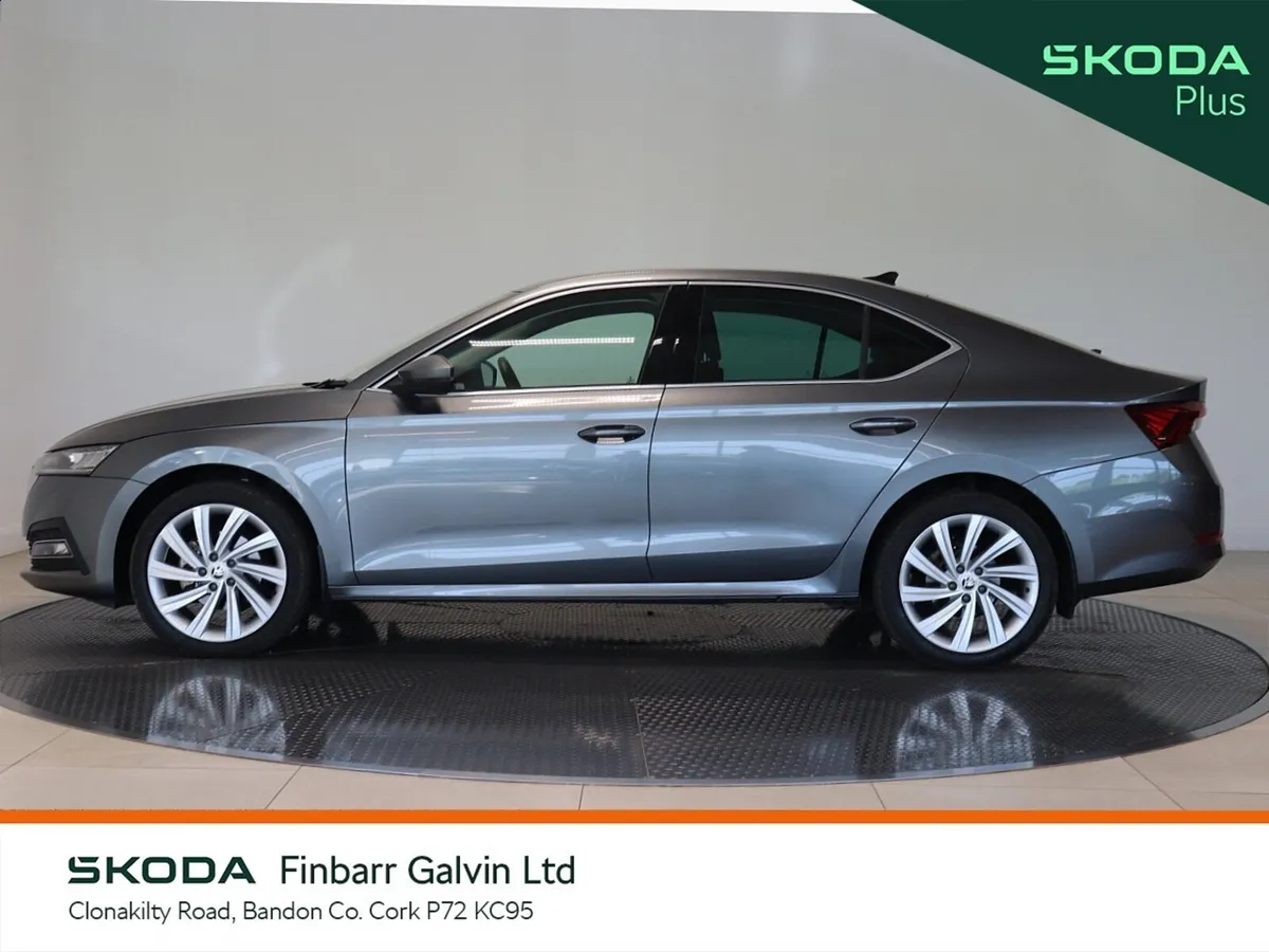 Skoda Octavia 30 TH ED 2.0 TDI 115 BHP - Image 6