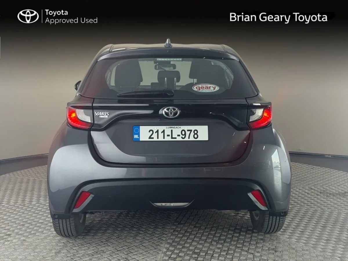 Toyota Yaris 1.0 LUNA 4DR - Image 4