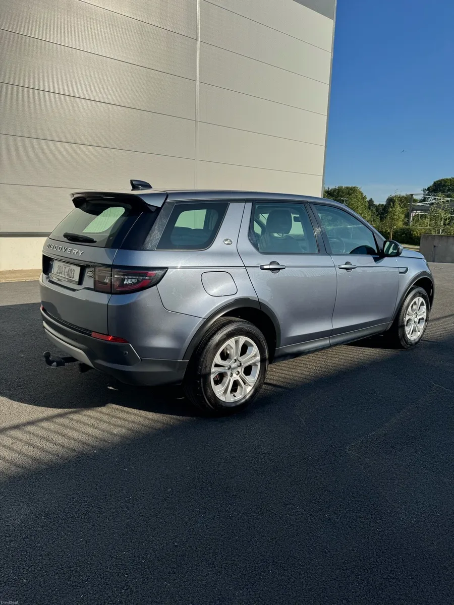 Land Rover Discovery Sport Auto - Image 4