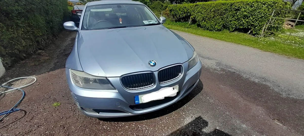 BMW 3-Series 2010 - Image 1