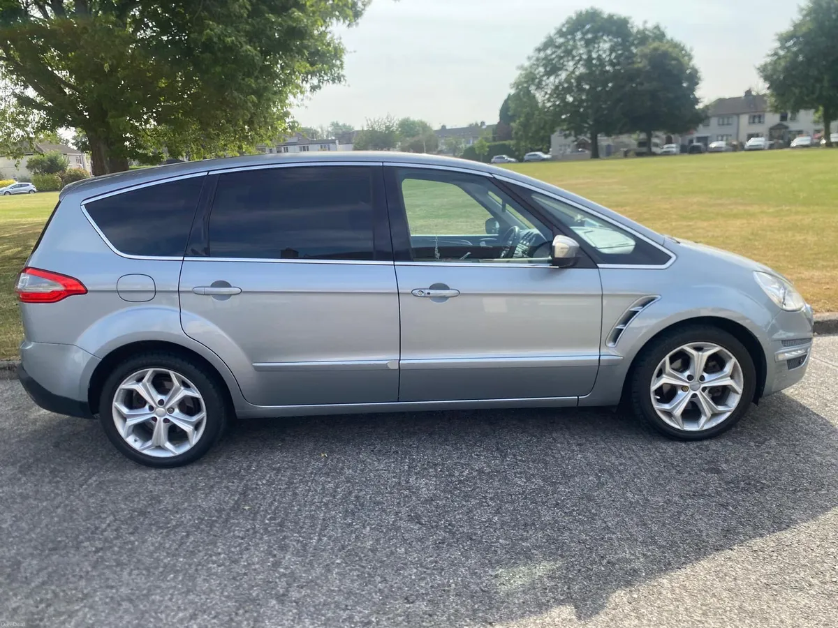 Ford S-Max 2010 - Image 3