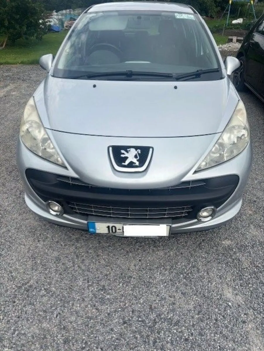 Peugeot 207 2010 - Image 2