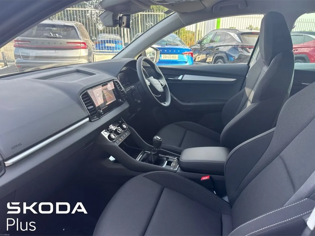 Skoda Karoq SELECTION 2.0TDI 115HP - Image 4