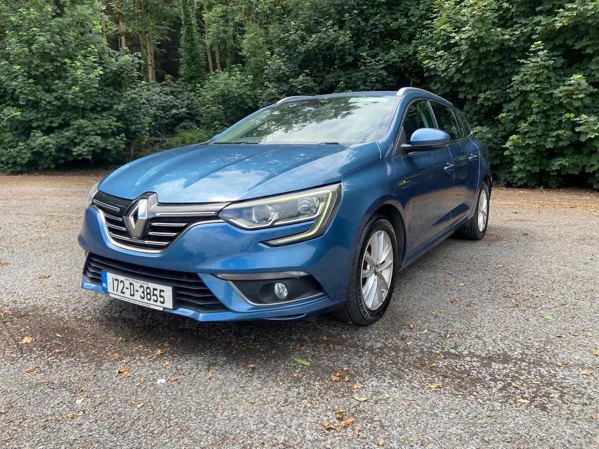2017 Renault Megane - Image 1