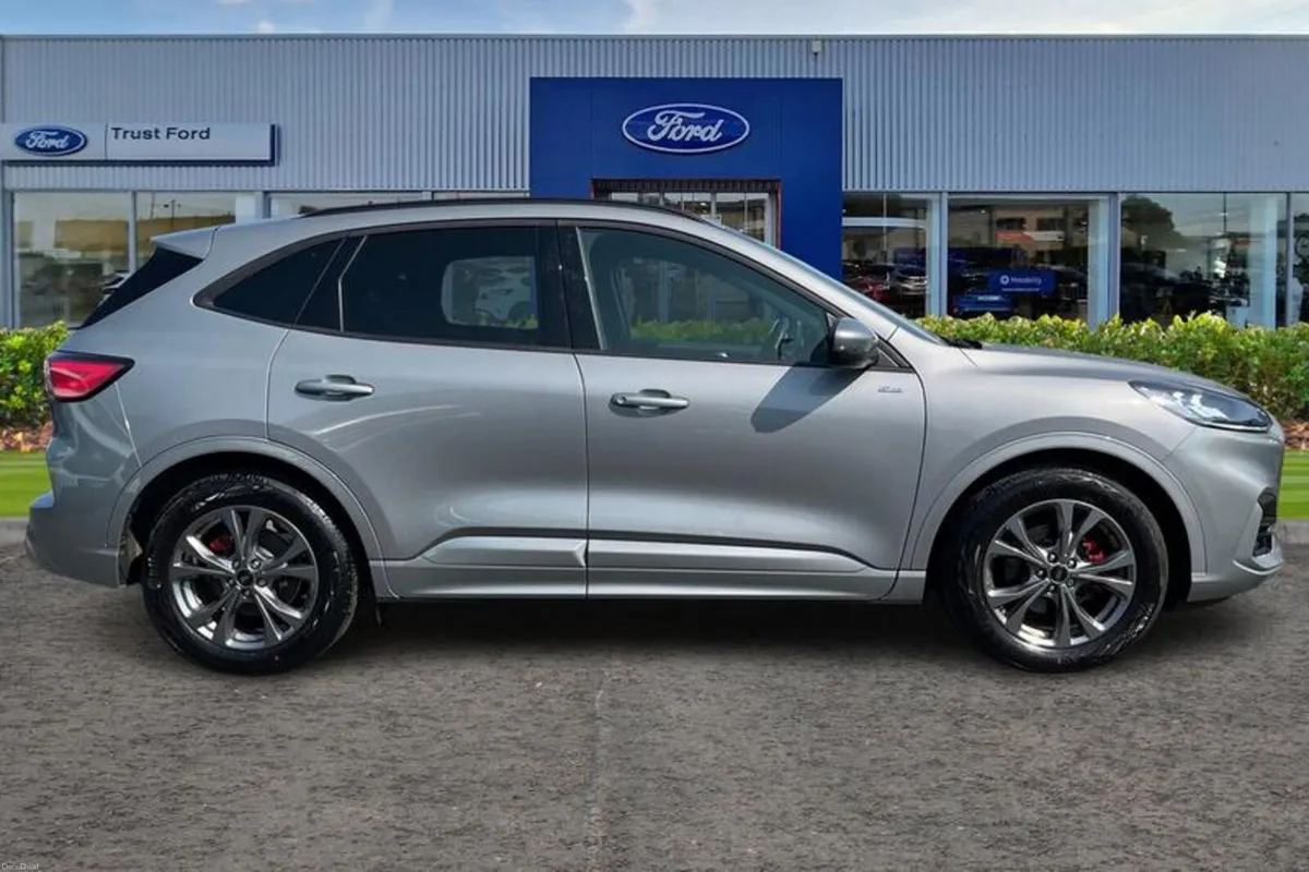 Ford Kuga ST-Line Edition - Image 3