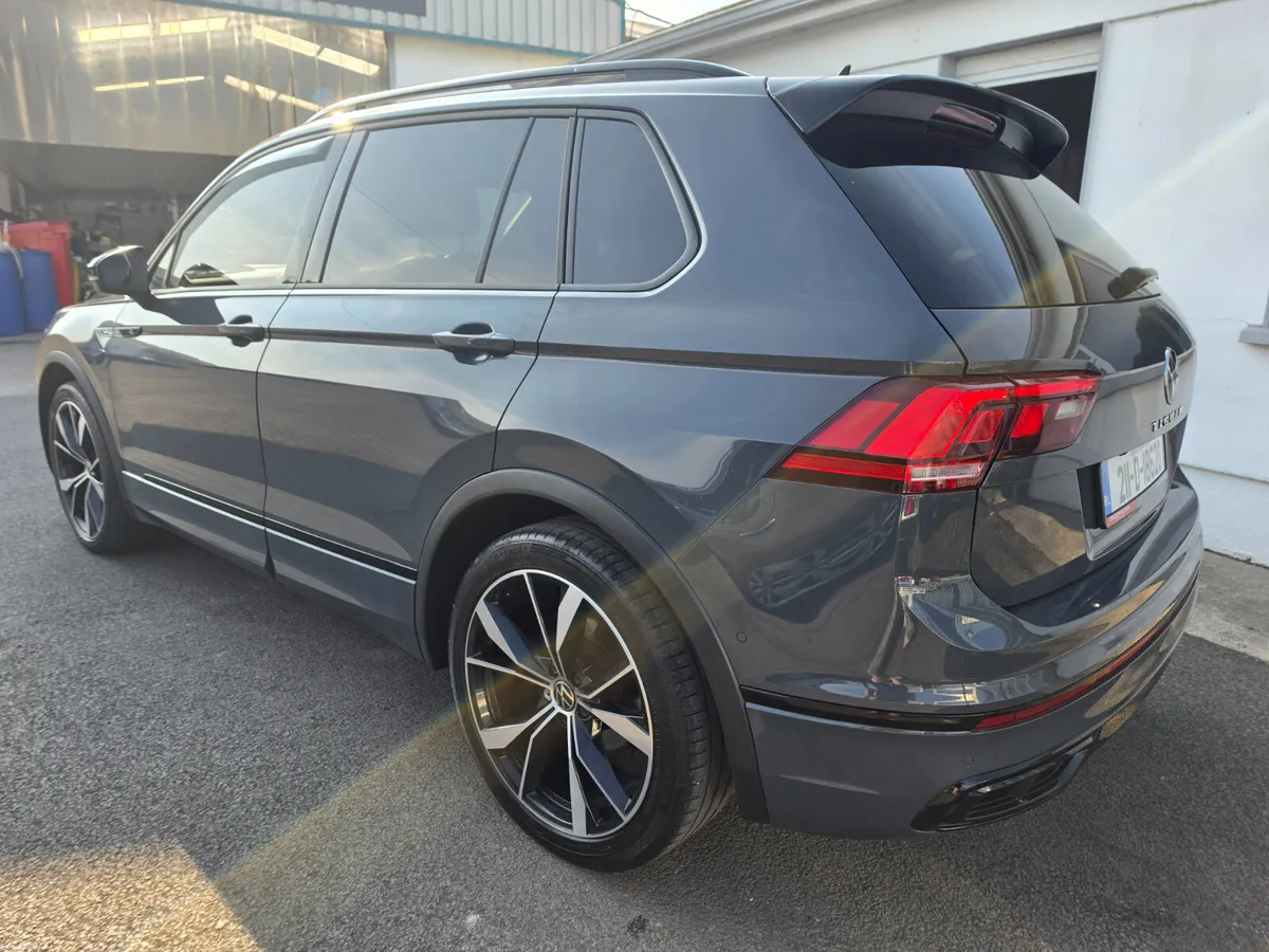 2021 Volkswagen Tiguan 2.0Tdi DSG R-Line Black Ed - Image 6