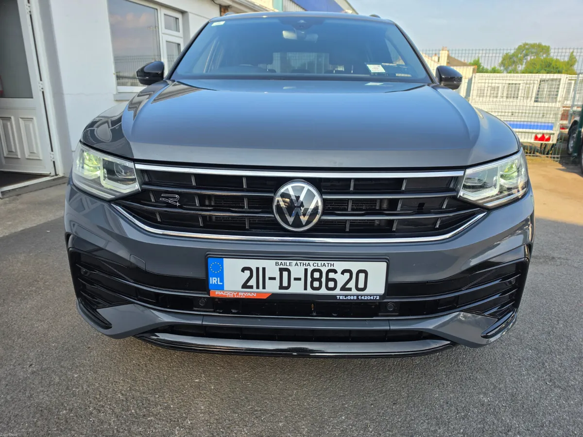 2021 Volkswagen Tiguan 2.0Tdi DSG R-Line Black Ed - Image 4