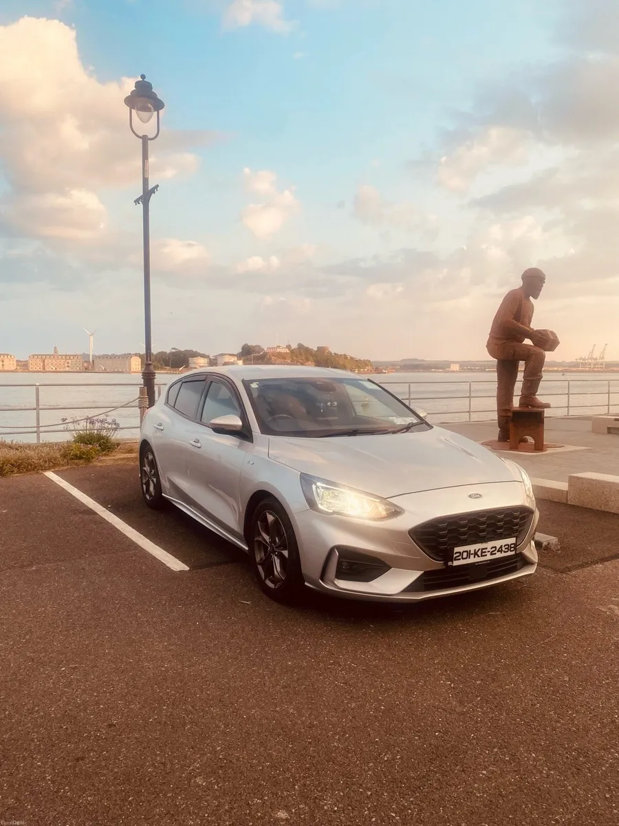 Ford Focus St-line 5D 1.5TD - Image 1