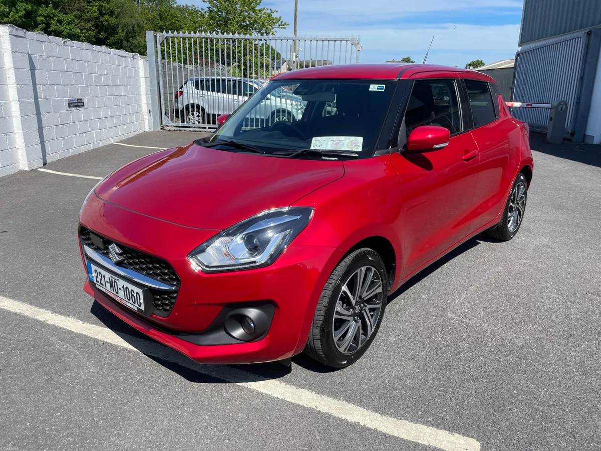Suzuki Swift 1.2 Hybrid SZ5 MT - Image 4