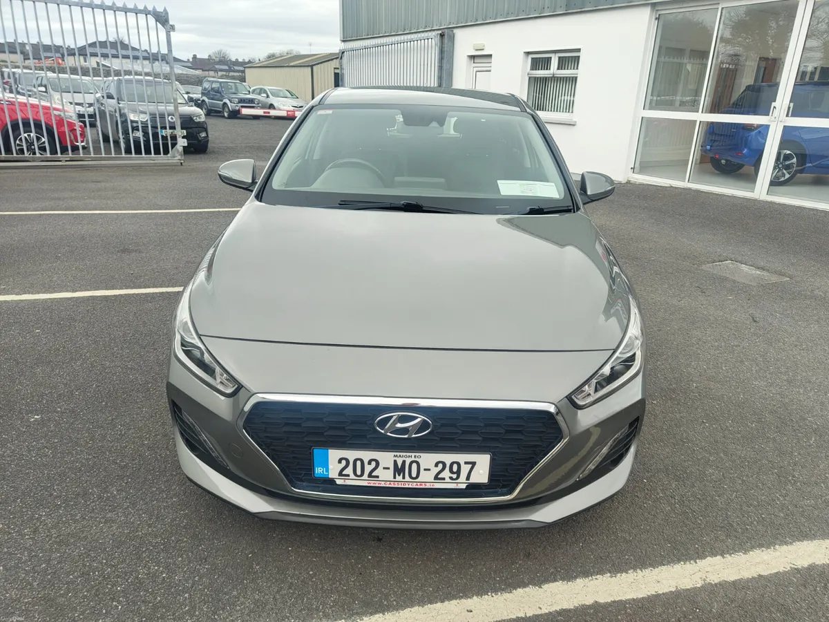 Hyundai i30 Deluxe 1.0 - Image 3