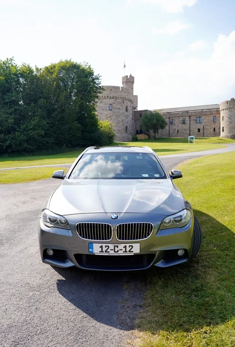 BMW 5-Series 2012 - Image 2