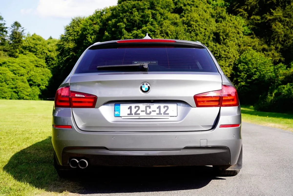 BMW 5-Series 2012 - Image 4