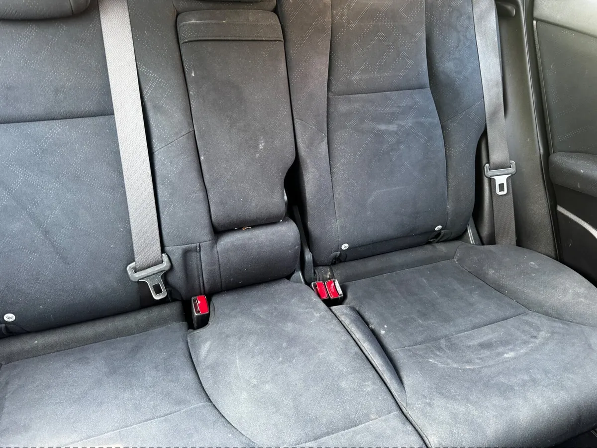 Honda Civic 2014 - Image 4