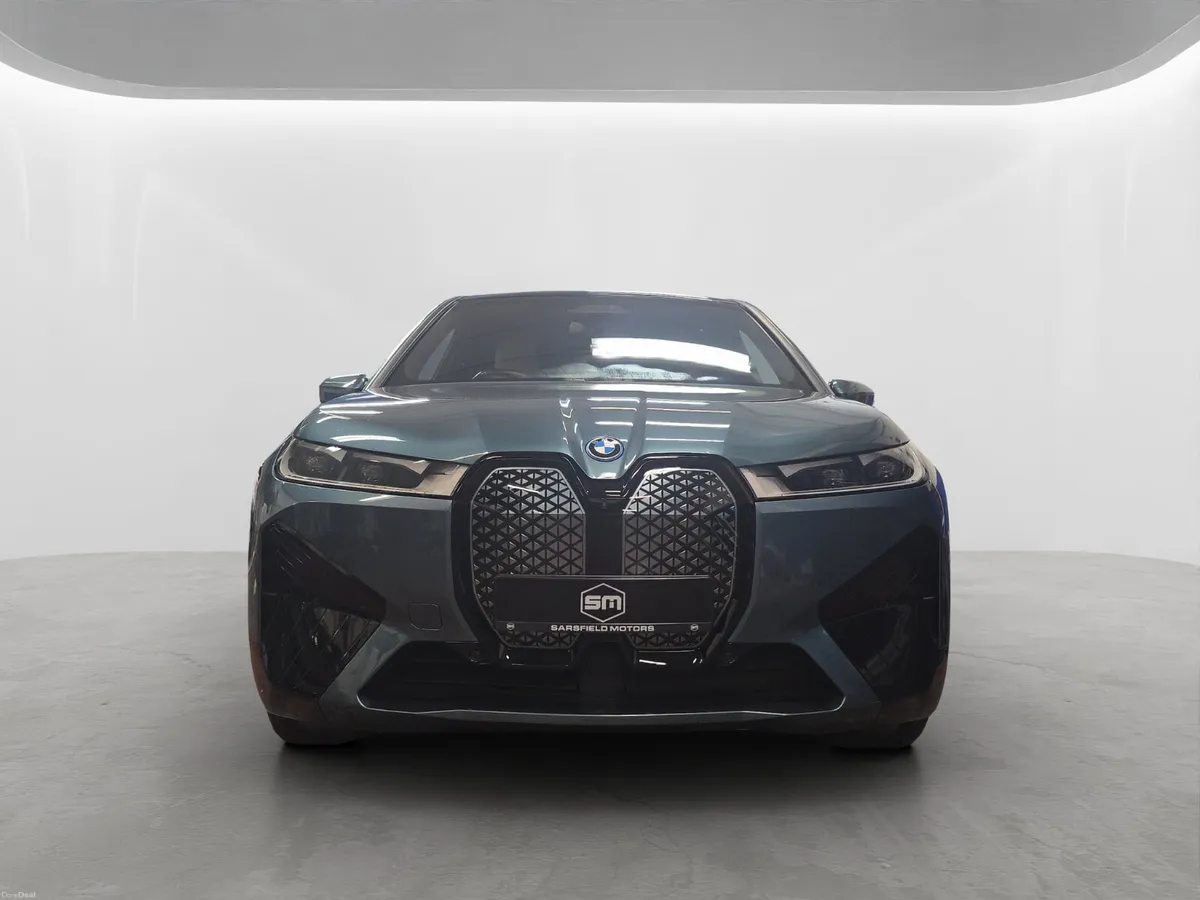 2022 BMW IX XDRIVE40 EDITION. - Image 2